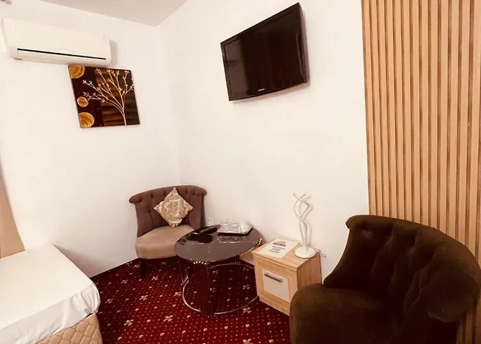 Hotel Evozava Central