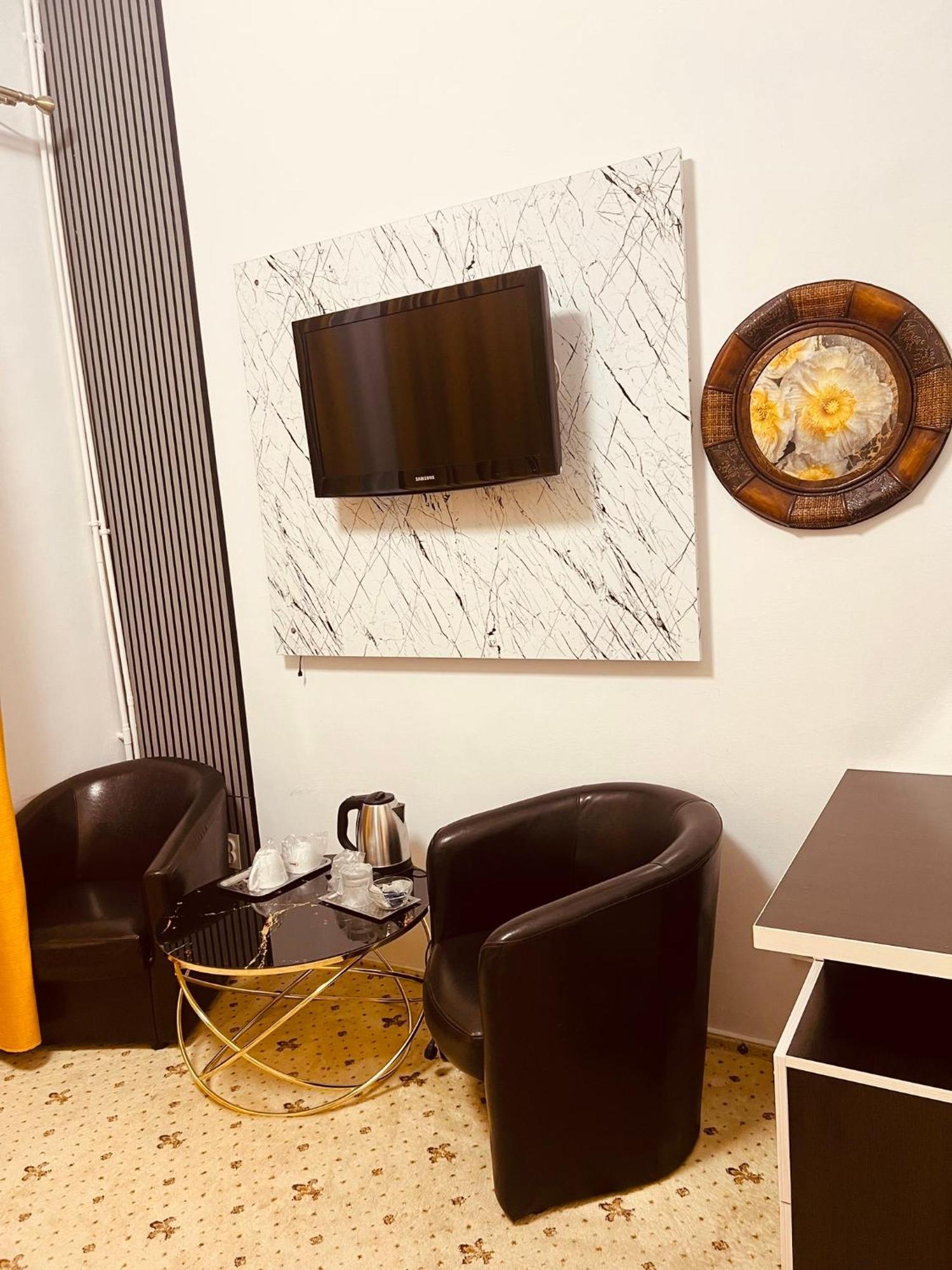 Evozava 3* Bucureşti